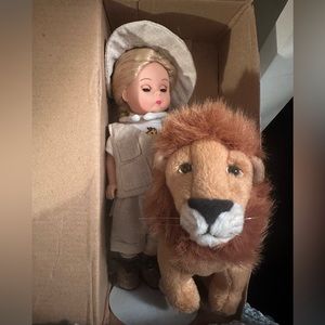 Madame Alexander African Safari doll with lion